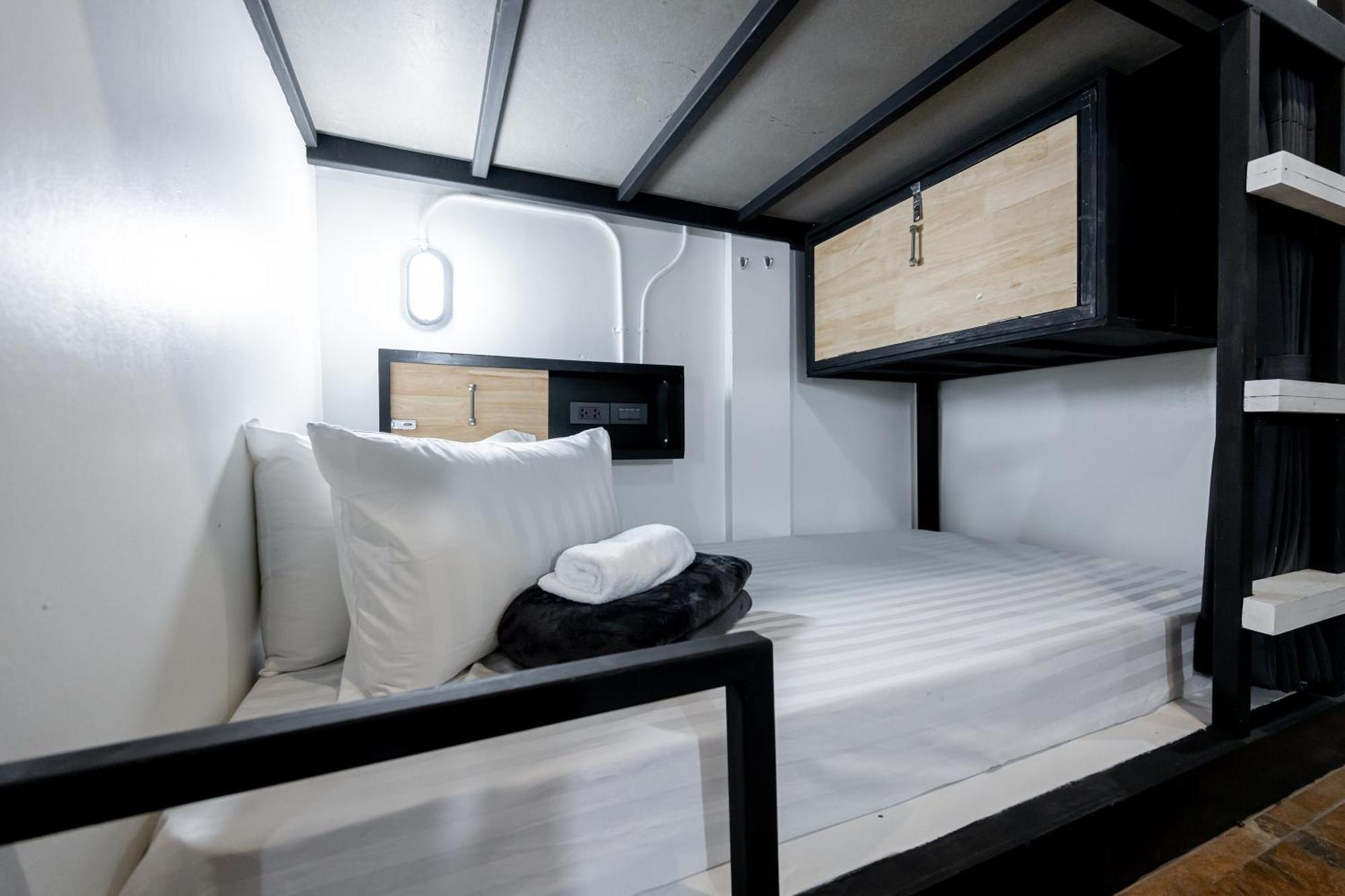 Vibes Hostel Bangkok Eksteriør bilde