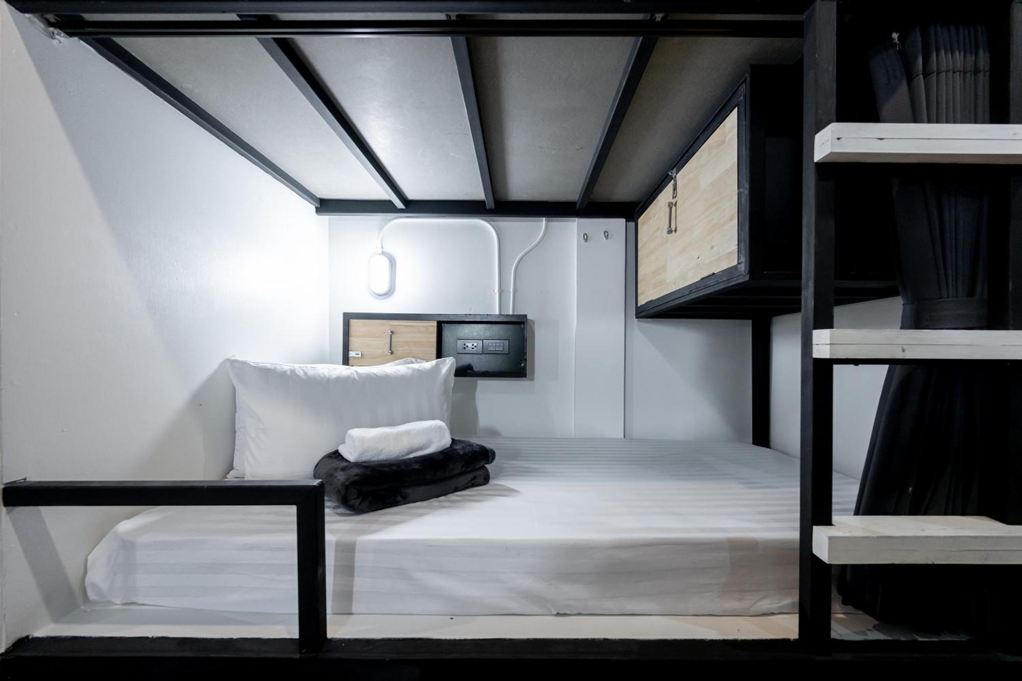 Vibes Hostel Bangkok Eksteriør bilde