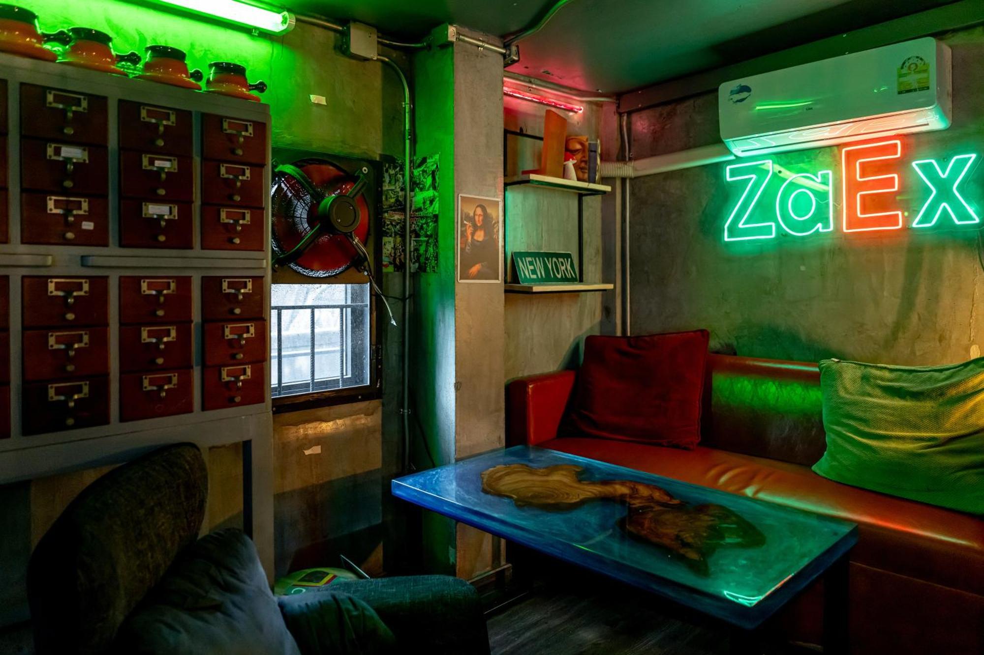 Vibes Hostel Bangkok Eksteriør bilde