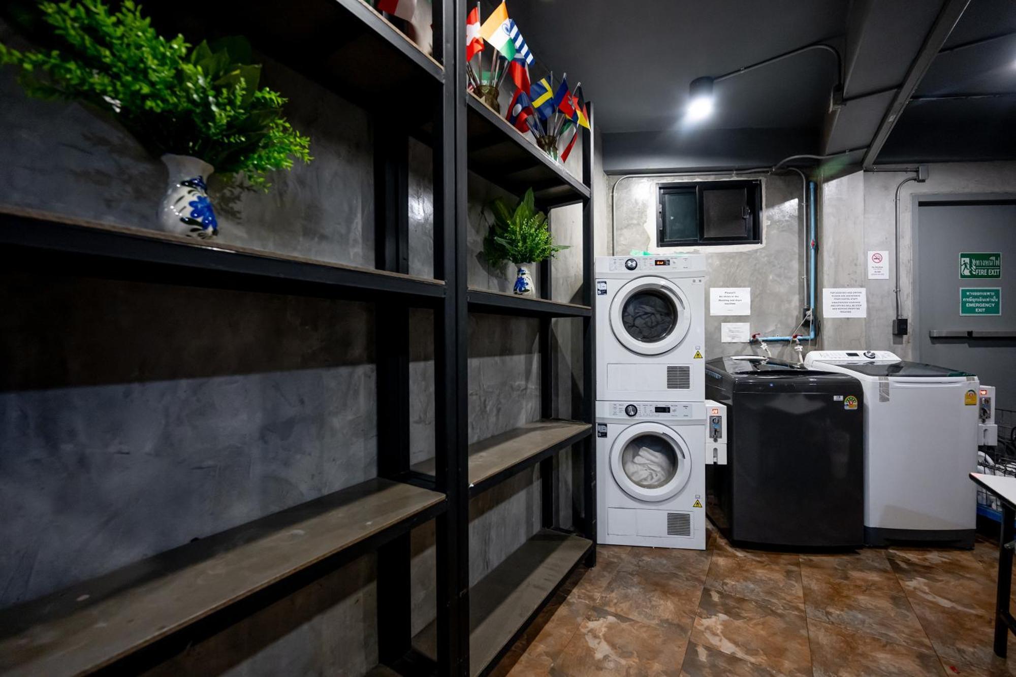 Vibes Hostel Bangkok Eksteriør bilde