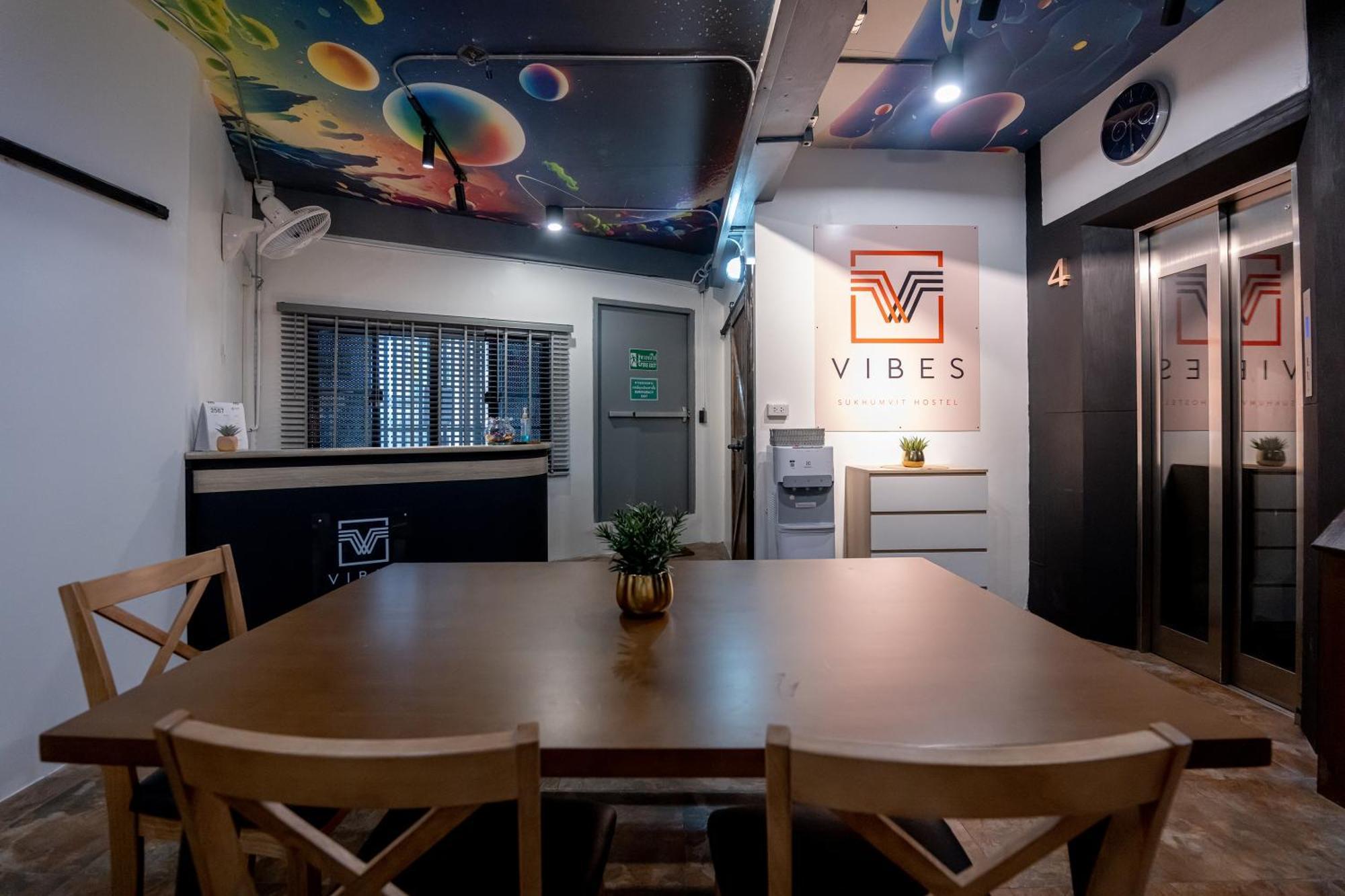 Vibes Hostel Bangkok Eksteriør bilde